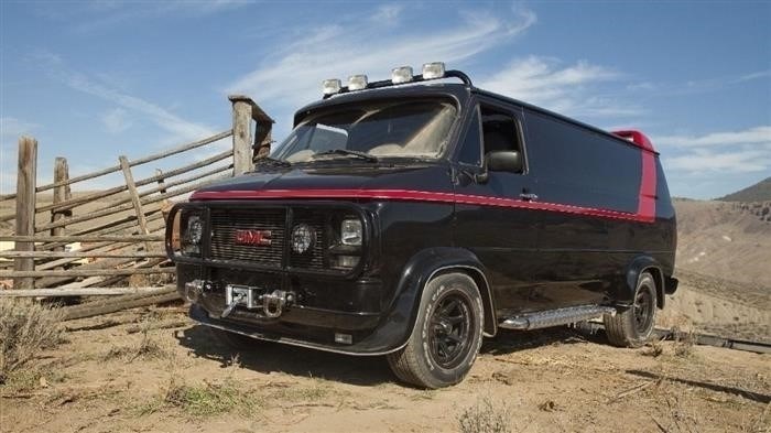 Минивэн GMC Vandura, The A Team, голливудский боевик о героях.