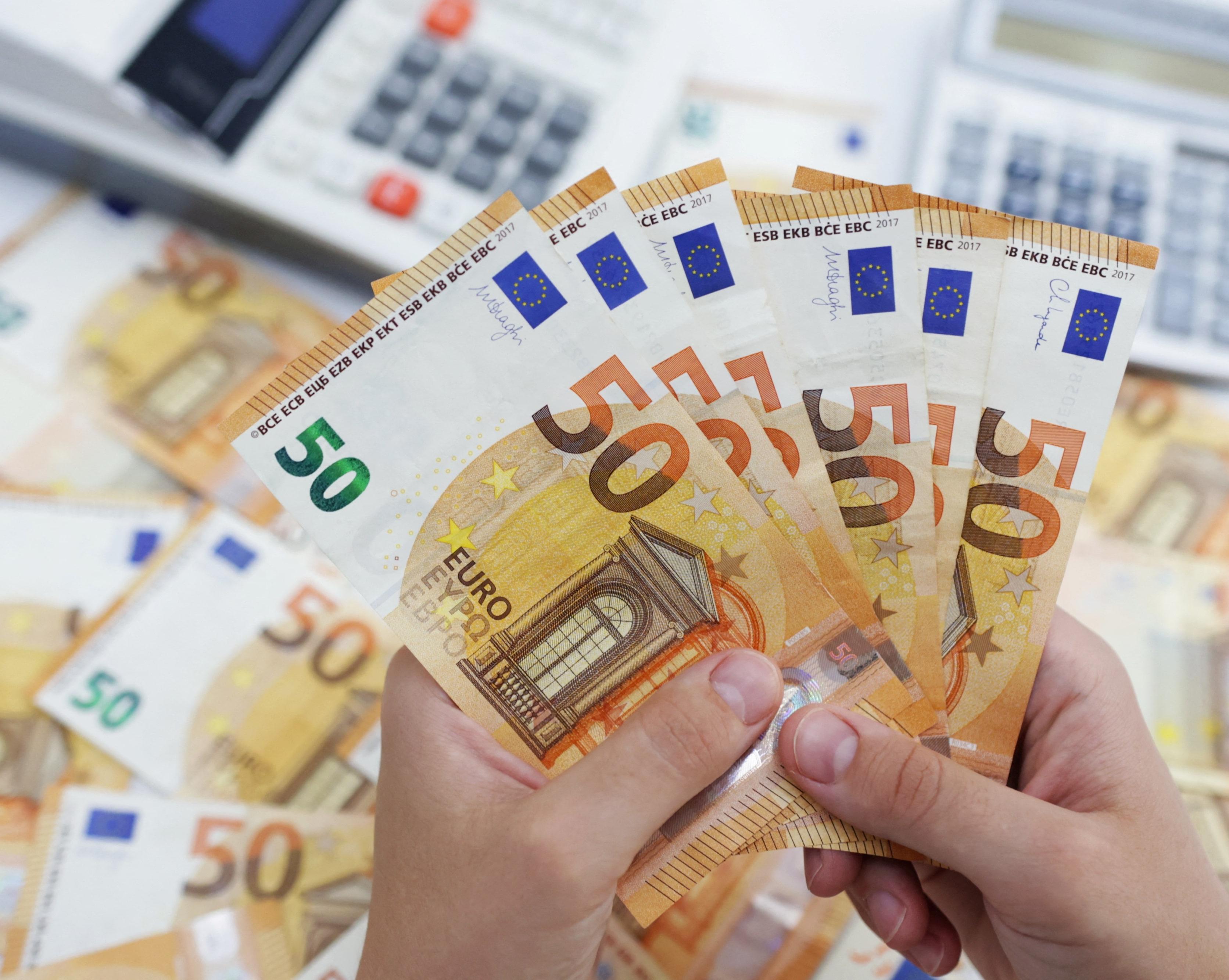 EUR/USD: о тонущем евро замолвите слово